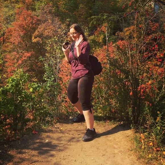 Meet your Posher, Cara - Picture 1 of 1